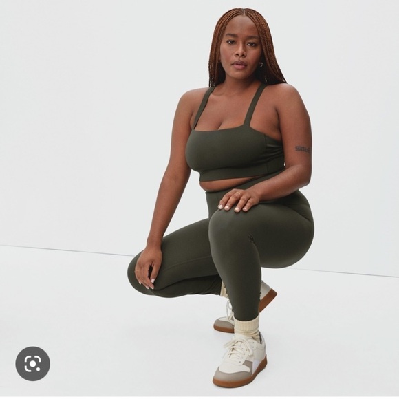 NWT Everlane The perform set - Picture 2 of 10